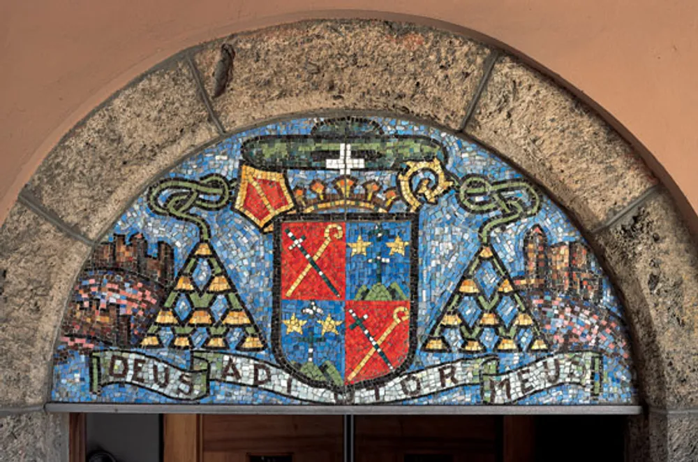 Insignes de Mgr Biéler, évêque de Sion