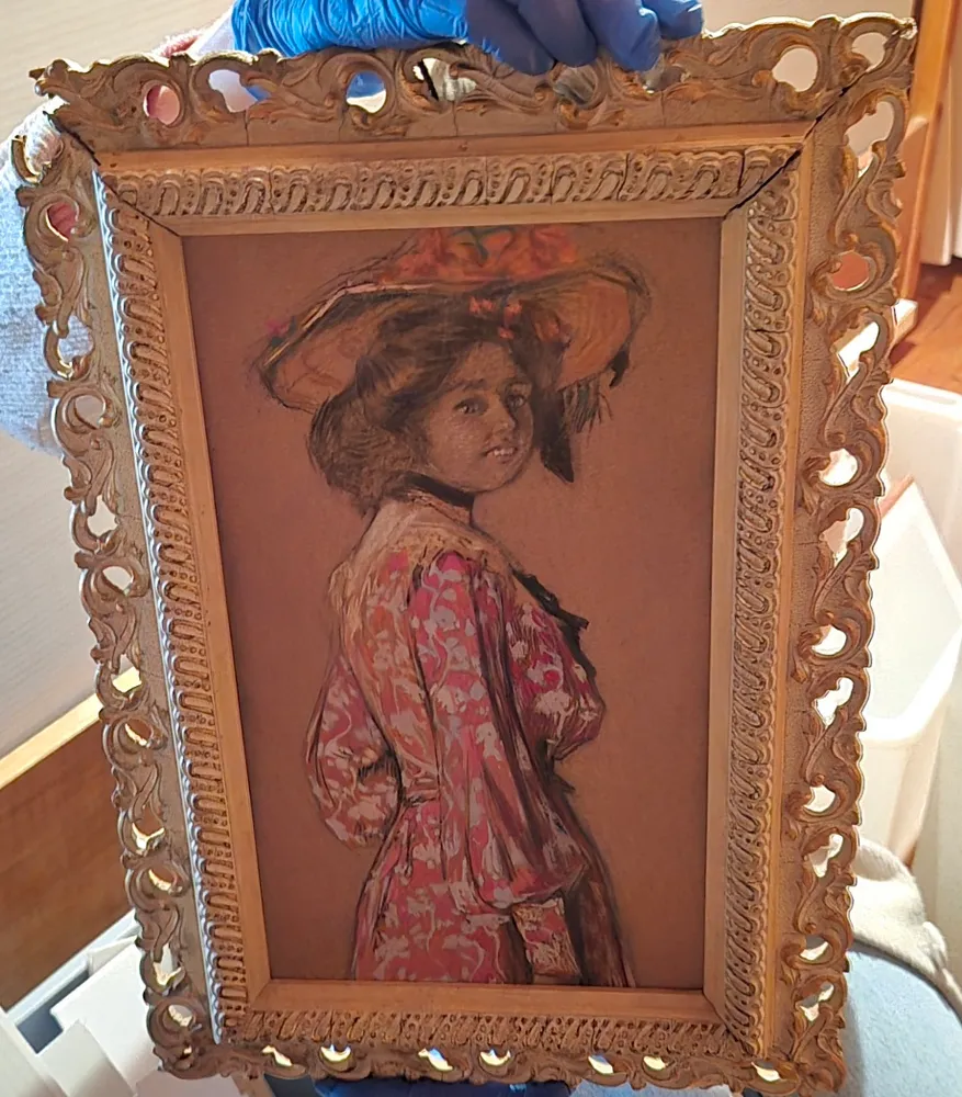 Jeune femme au chapeau